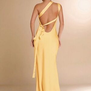 Elegant butter yellow Backless Dress